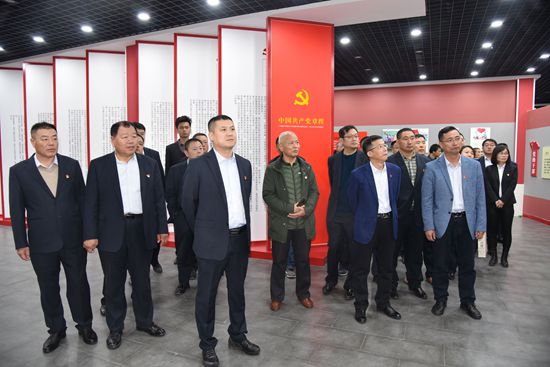进学堂 学党章，守初心 担使命——集团党总支开展党员开放式组织生活19