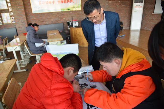 爱与希望同在——运营中心走进憨兜家园开展致良知公益行活动61