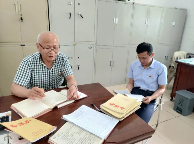 “督察交流”夯实党建基础85