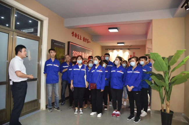集团公司组织新员工培训57