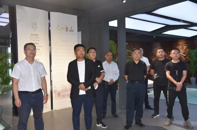 扎鲁特旗到重山集团参观考察33