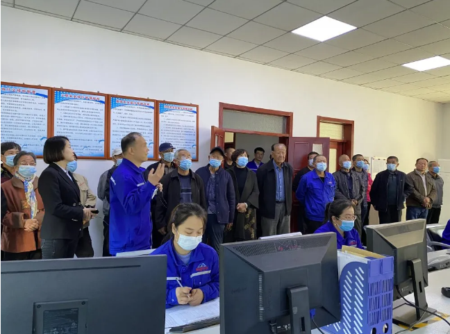 北韩村到重山集团参加企业开放日活动20
