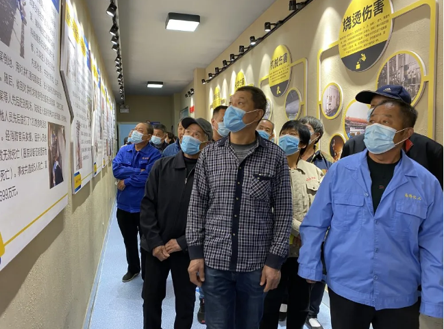 北韩村到重山集团参加企业开放日活动20