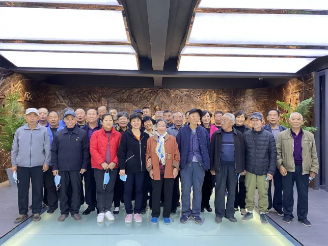 北韩村到重山集团参加企业开放日活动20