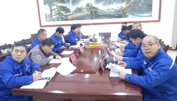  鲁蒙水泥召开月度经营分析会31