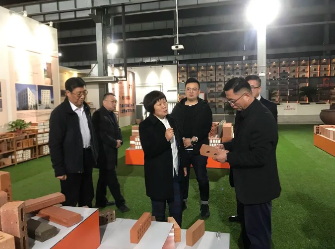 集团领导到功力机械参观学习84