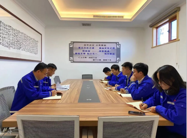 思沃瑞市场部召开专题会议  95