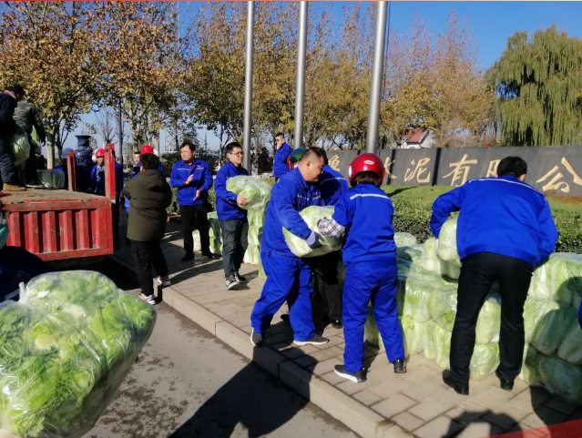 鲁中水泥爱心助农解民忧65